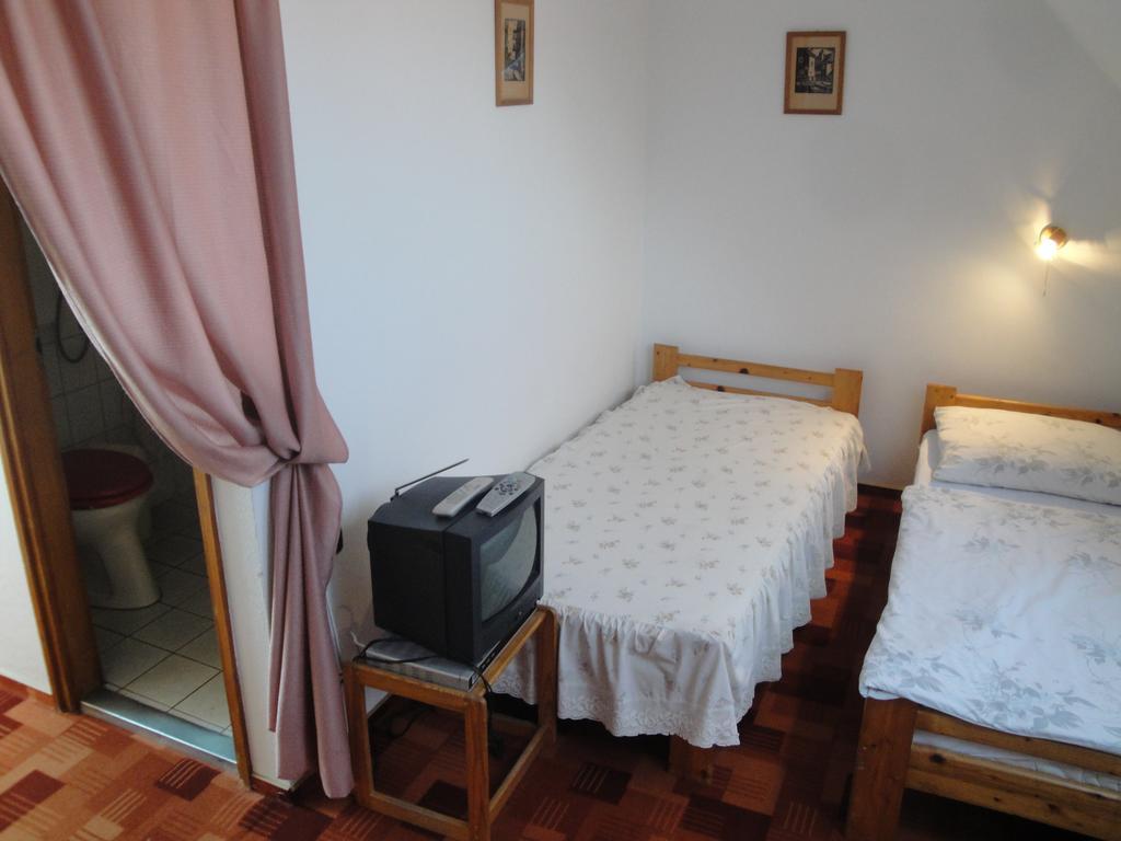 Guest house Ringhofer Vendégház Sopron Chambre photo